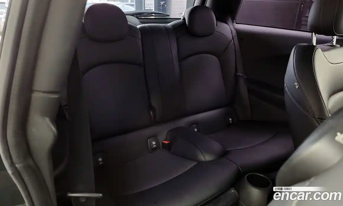 Mini Cooper 2014 1.5 гидро в Москве № 724959, фото 12
