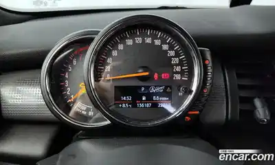 Mini Cooper 2014 1.5 гидро в Москве № 724959, миниатюра 8