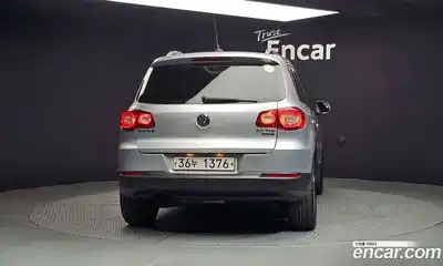 Volkswagen Tiguan 2009 2.0 гидро в Москве № 767162, миниатюра 4