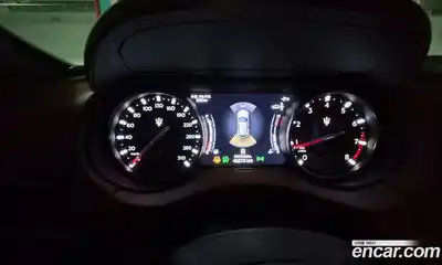 Maserati Levante 2022 2.0 гидро в Москве № 803354, миниатюра 11