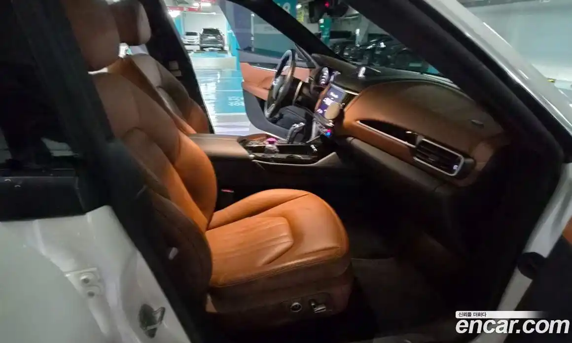 Maserati Levante 2022 2.0 гидро в Москве № 803354, фото 8