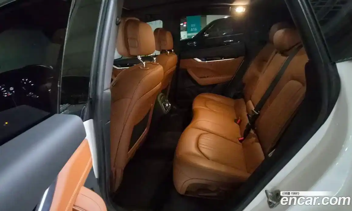 Maserati Levante 2022 2.0 гидро в Москве № 803354, фото 9