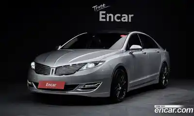 Lincoln MKZ, 2014