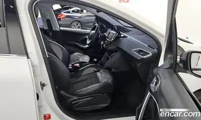 Peugeot 2008 2015 1.6 гидро в Москве № 827514, миниатюра 11