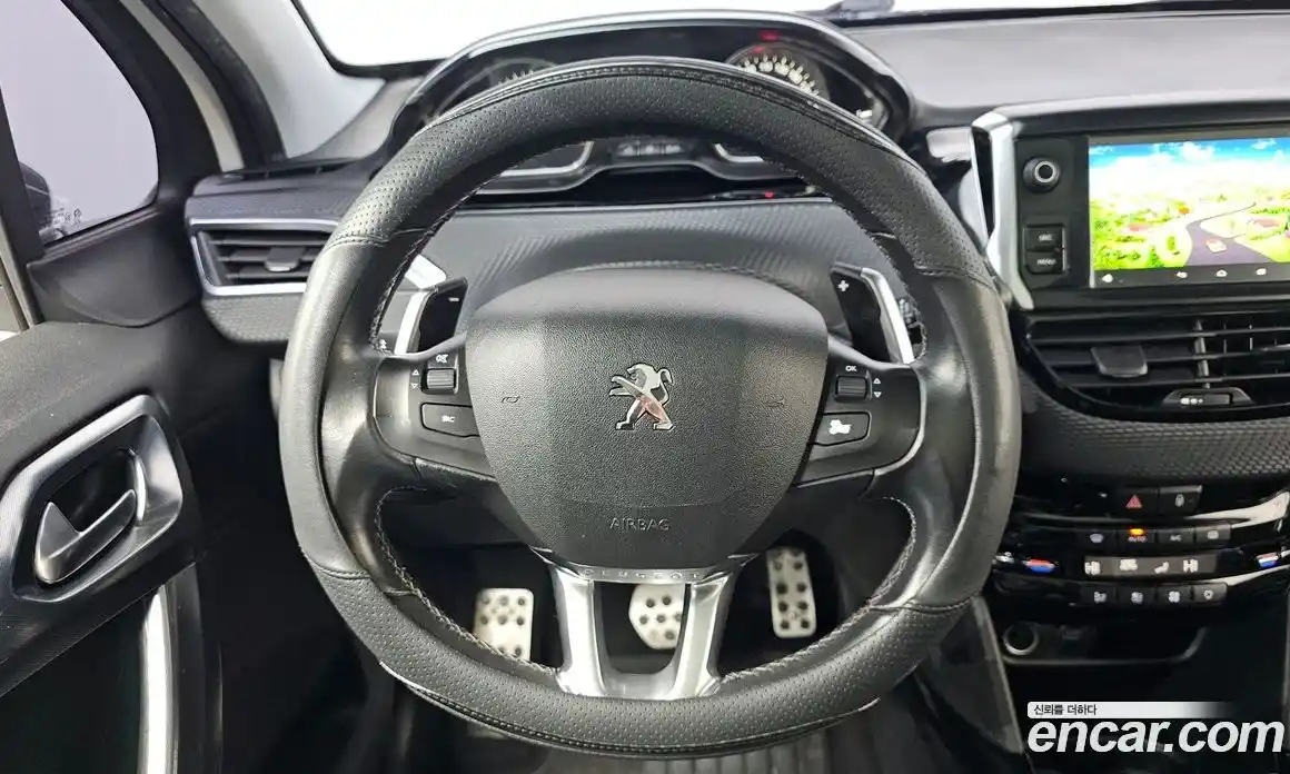 Peugeot 2008 2015 1.6 гидро в Москве № 827514, фото 13