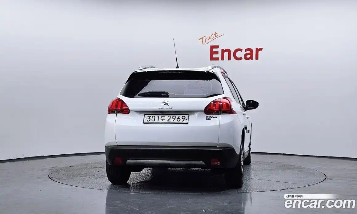 Peugeot 2008 2015 1.6 гидро в Москве № 827514, фото 4