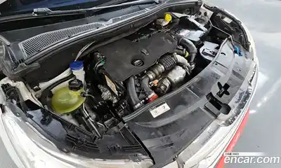 Peugeot 2008 2015 1.6 гидро в Москве № 827514, миниатюра 6