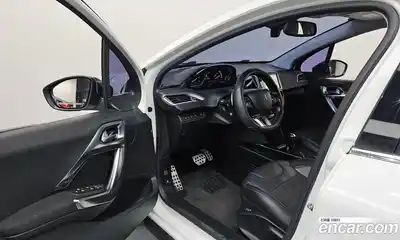 Peugeot 2008 2015 1.6 гидро в Москве № 827514, миниатюра 10