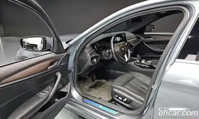 BMW 5-Series 2017 2.0 гидро в Москве № 858609, миниатюра 11