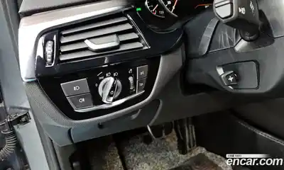 BMW 5-Series 2017 2.0 гидро в Москве № 858609, миниатюра 12