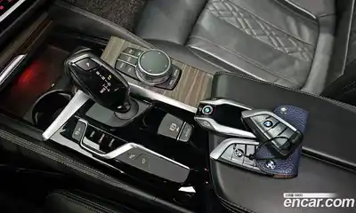 BMW 5-Series 2017 2.0 гидро в Москве № 858609, миниатюра 9