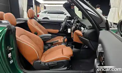 Mini Cooper Convertible 2024 2.0 гидро в Москве № 861429, миниатюра 11