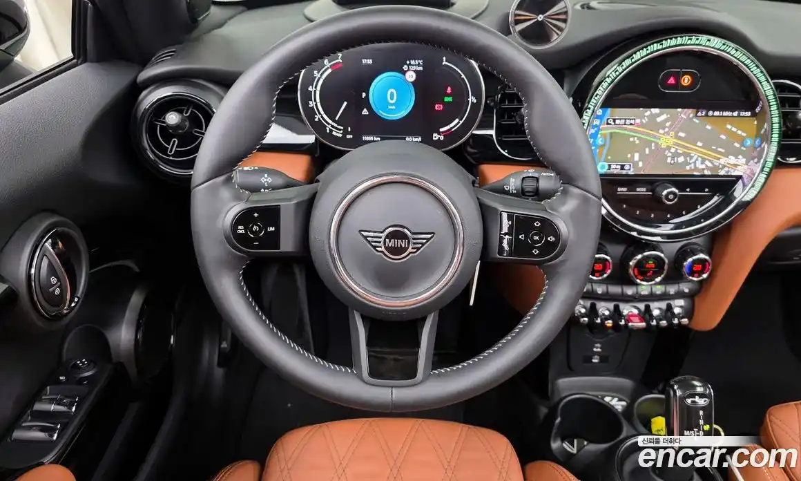 Mini Cooper Convertible 2024 2.0 гидро в Москве № 861429, фото 13