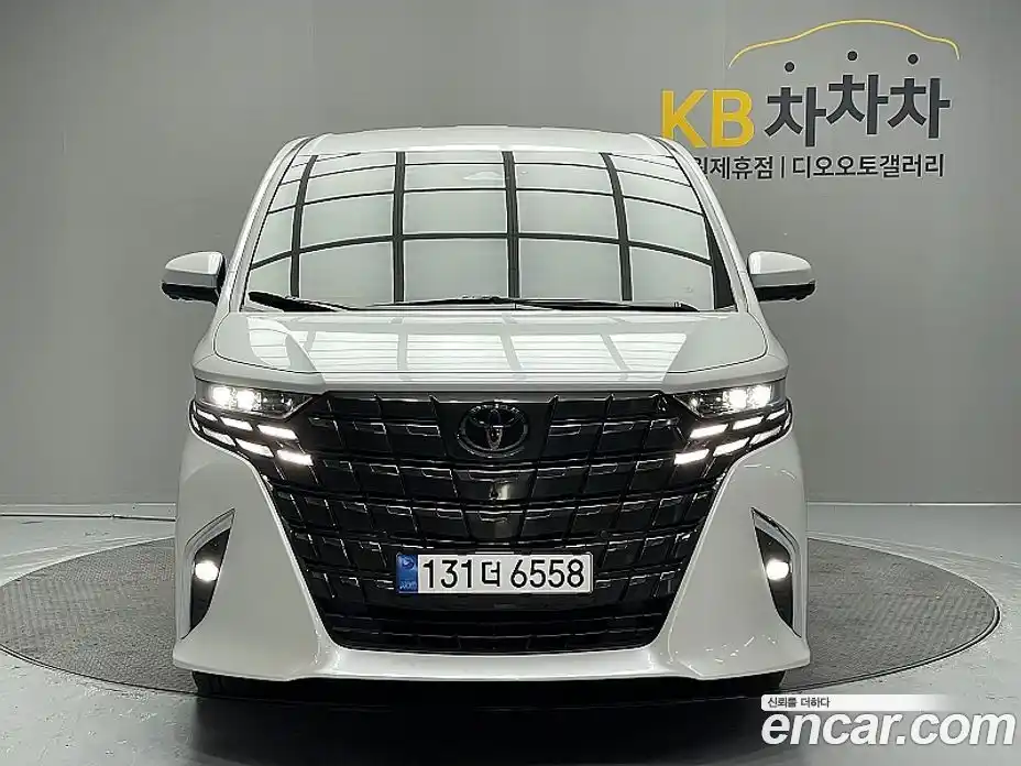 Toyota Alphard 2024 2.5 гидро в Москве № 863036, фото 3