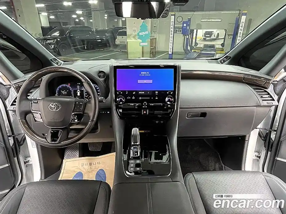 Toyota Alphard 2024 2.5 гидро в Москве № 863036, фото 7
