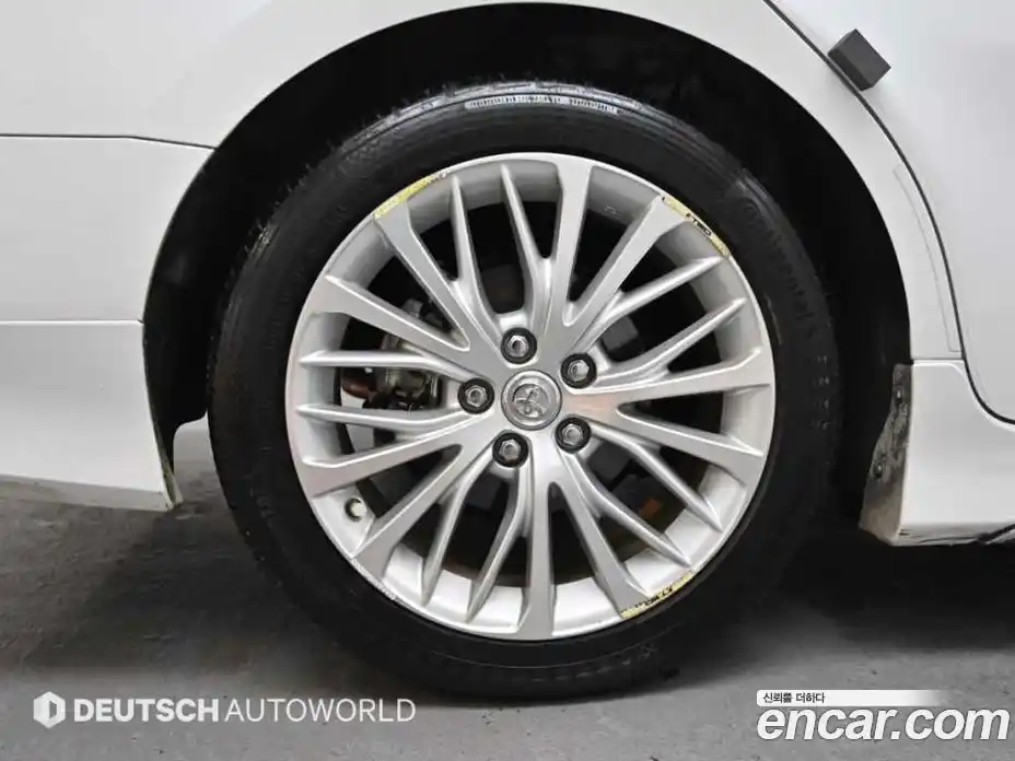 Toyota Camry 2018 2.5 гидро в Москве № 863052, фото 4