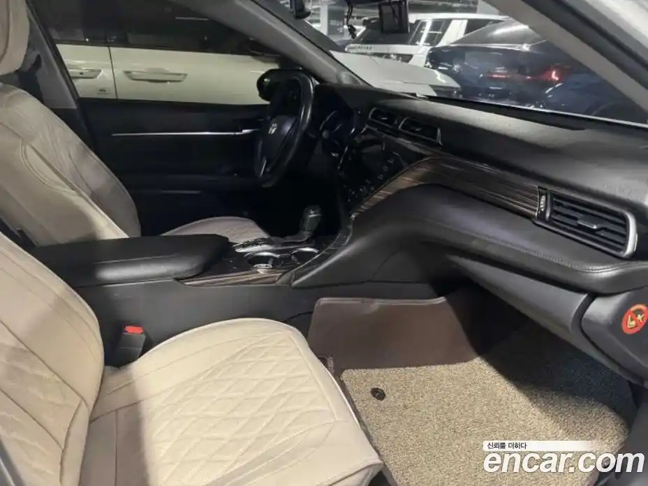 Toyota Camry 2018 2.5 гидро в Москве № 863052, фото 8