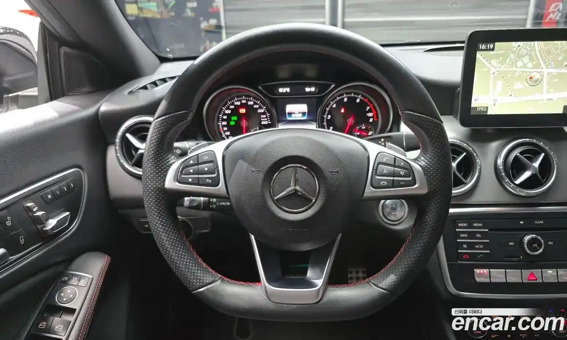 Mercedes-Benz CLA-Class 2017 2.0 гидро в Москве № 893189, фото 14