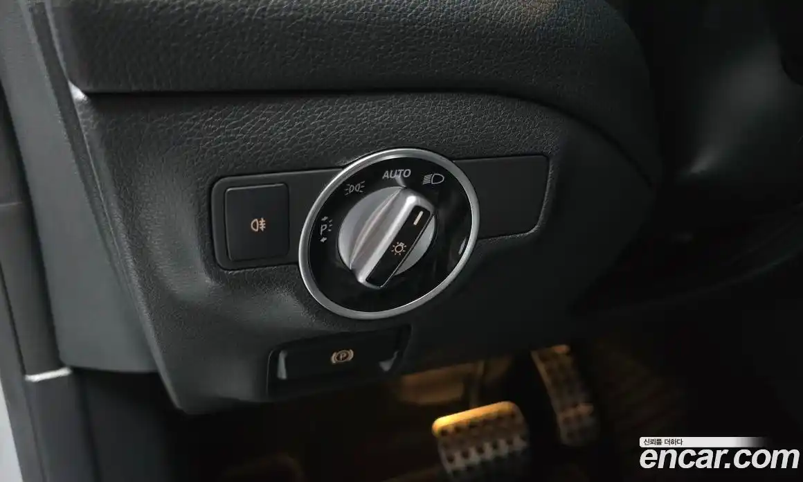 Mercedes-Benz CLA-Class 2017 2.0 гидро в Москве № 893189, фото 17