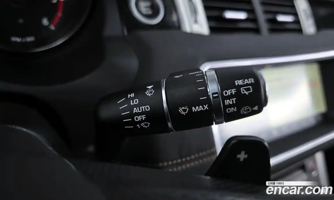 Land Rover Range-Rover Evoque 2019 2.0 гидро в Москве № 894835, фото 16