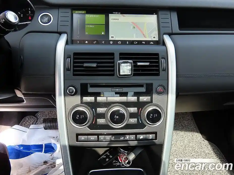 Land Rover Discovery Sport 2017 2.0 гидро в Москве № 895188, фото 12