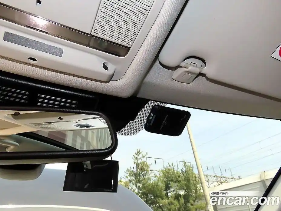 Land Rover Discovery Sport 2017 2.0 гидро в Москве № 895188, фото 15