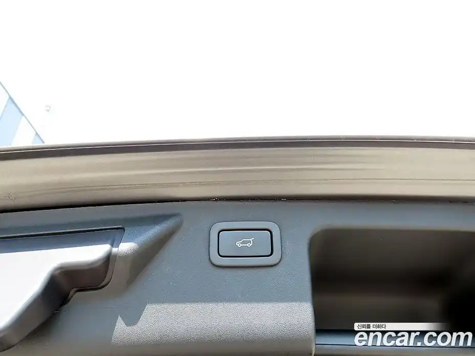 Land Rover Discovery Sport 2017 2.0 гидро в Москве № 895188, фото 16