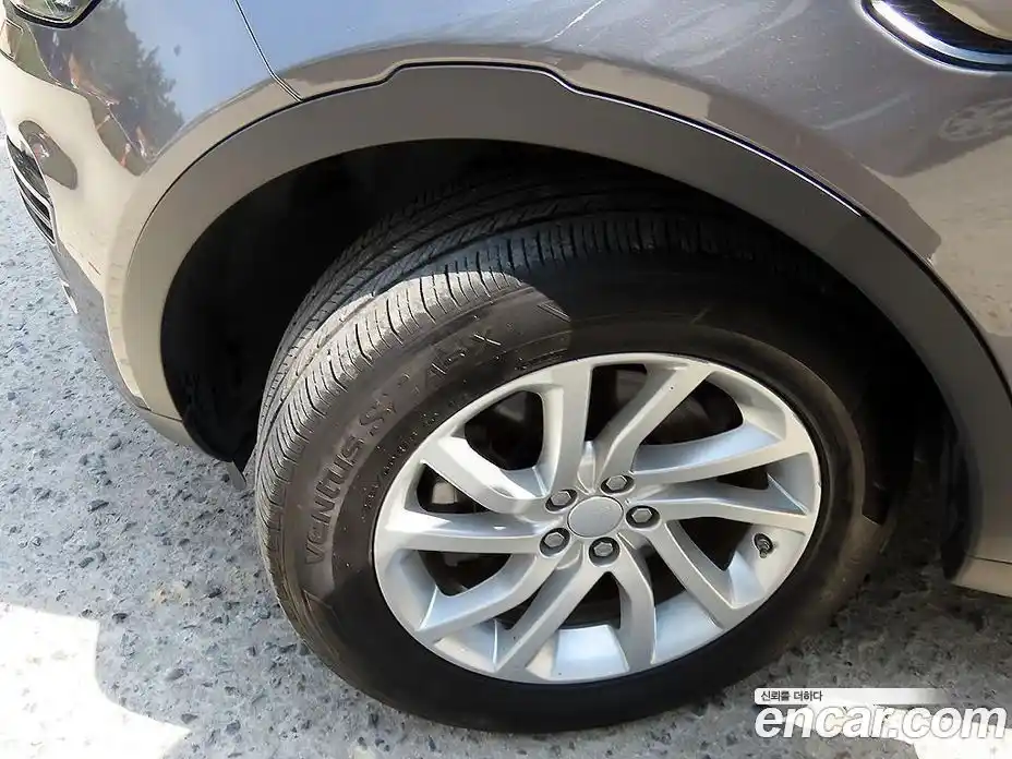 Land Rover Discovery Sport 2017 2.0 гидро в Москве № 895188, фото 20