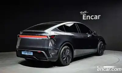 Tesla Model Y 2025 0.2 гидро в Москве № 895622, миниатюра 2