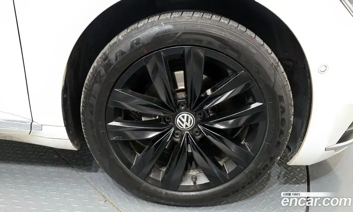 Volkswagen Arteon 2019 2.0 гидро в Москве № 896252, фото 5