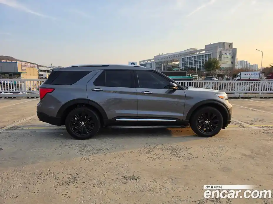 Ford Explorer 2022 2.3 гидро в Москве № 897026, фото 4