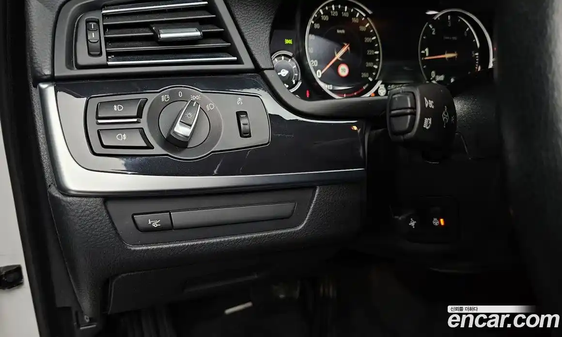 BMW 5-Series 2015 2.0 гидро в Москве № 968744, фото 14