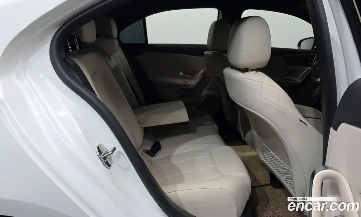 Mercedes-Benz A-Class 2022 1.9 гидро в Москве № 969333, фото 12