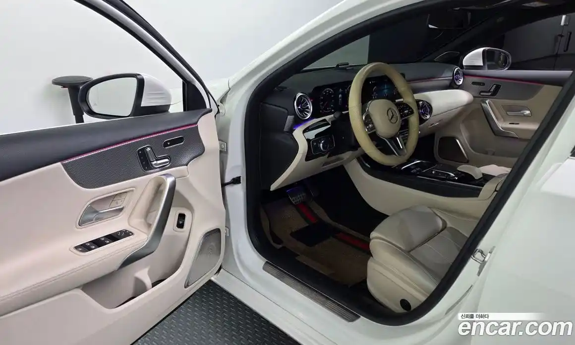 Mercedes-Benz A-Class 2022 1.9 гидро в Москве № 969333, фото 10