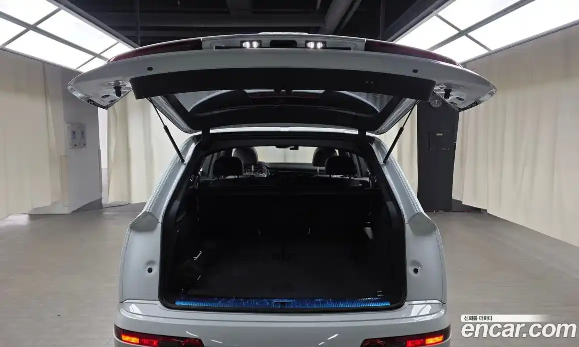 Audi Q7 2021 3.0 гидро в Москве № 970420, фото 20