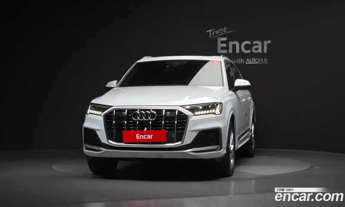 Audi Q7 2021 3.0 гидро в Москве № 970420, фото 3