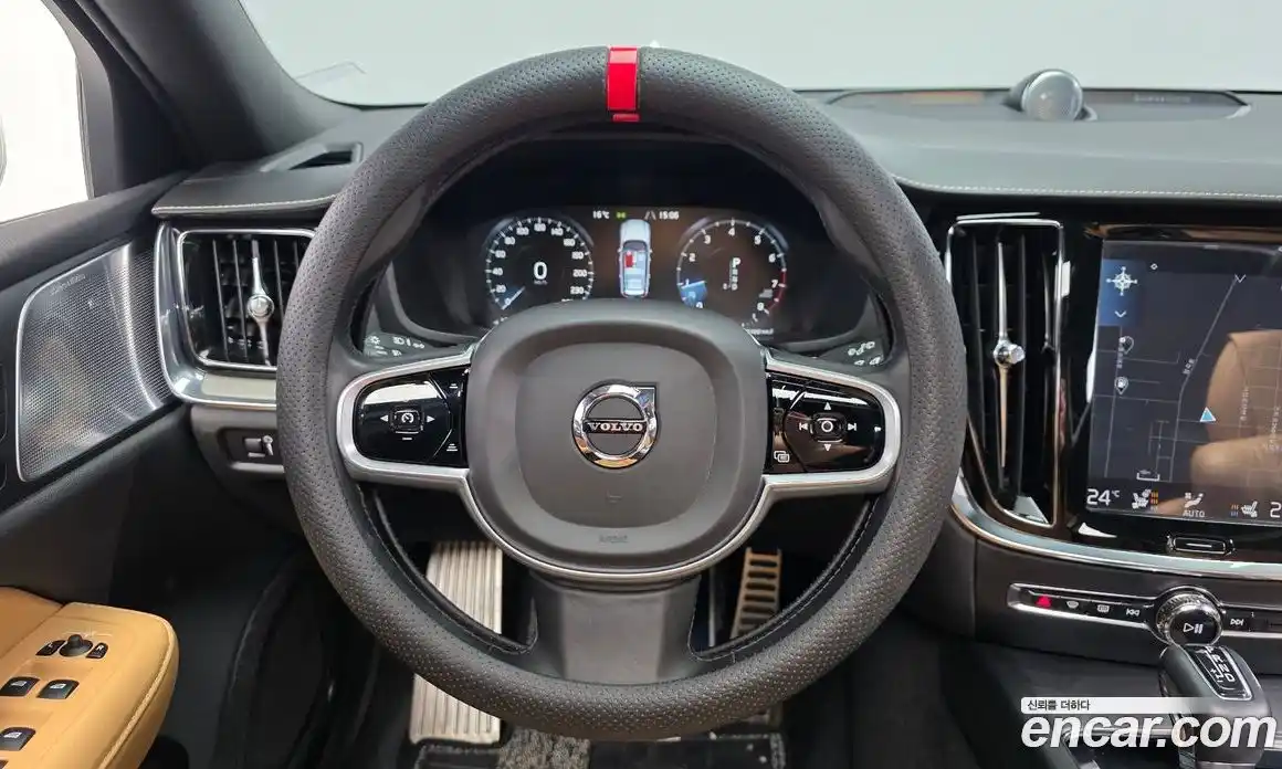 Volvo V60 2019 2.0 гидро в Москве № 972043, фото 13