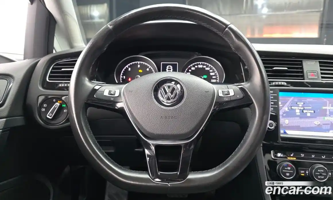 Volkswagen Golf 2014 2.0 гидро в Москве № 976207, фото 13