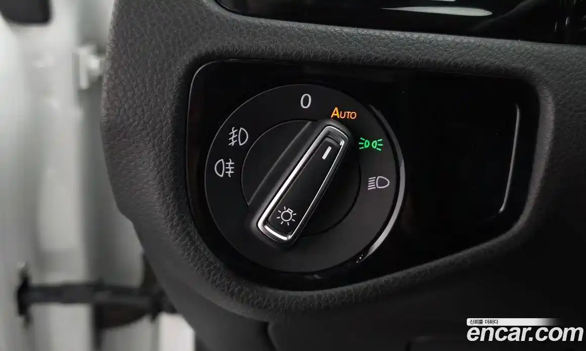Volkswagen Golf 2014 2.0 гидро в Москве № 976207, фото 19