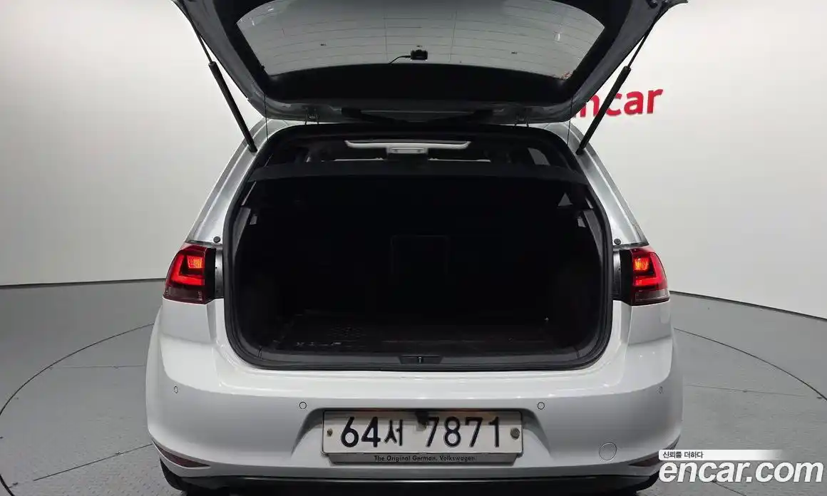 Volkswagen Golf 2014 2.0 гидро в Москве № 976207, фото 20