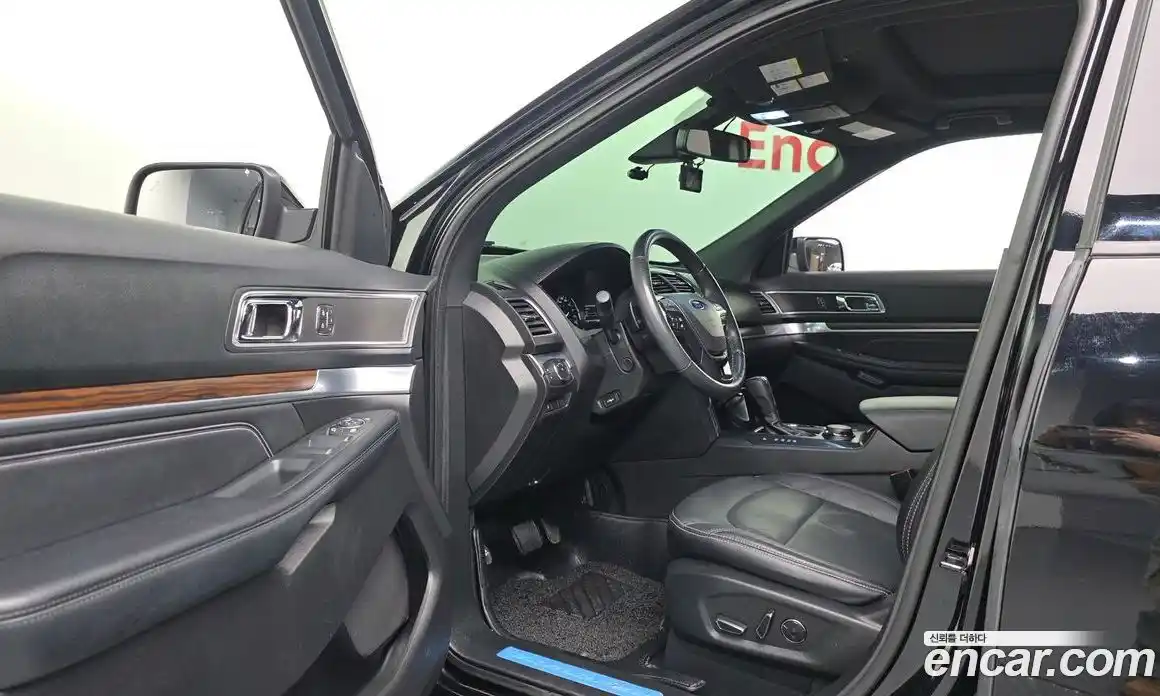 Ford Explorer 2017 3.5 гидро в Москве № 976286, фото 12