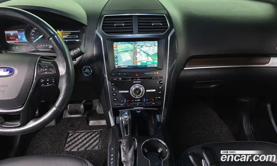 Ford Explorer 2017 3.5 гидро в Москве № 976286, фото 15