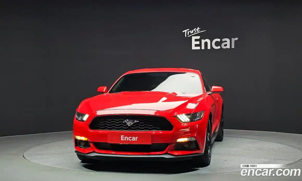 Ford Mustang 2017 2.3 гидро в Москве № 976340, фото 3