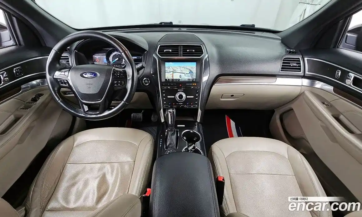 Ford Explorer 2018 2.3 гидро в Москве № 976366, фото 7