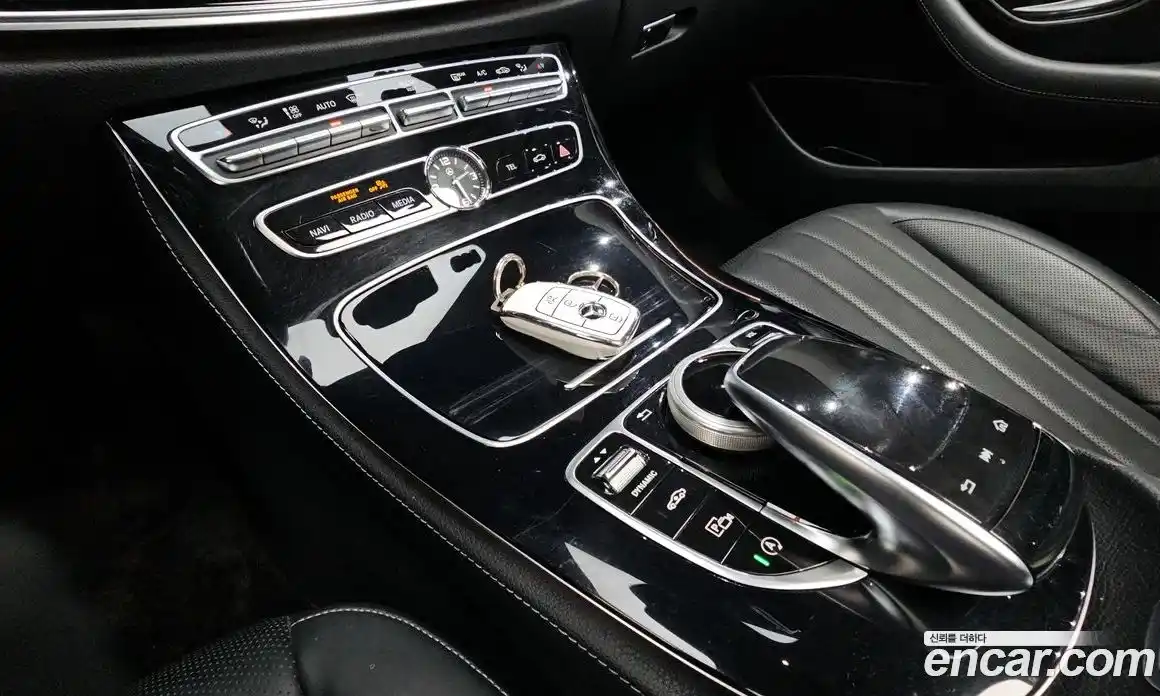Mercedes-Benz E-Class 2018 3.0 гидро в Москве № 1001604, фото 15