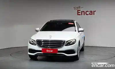 Mercedes-Benz E-Class 2017 2.0 гидро в Москве № 1001708, миниатюра 2