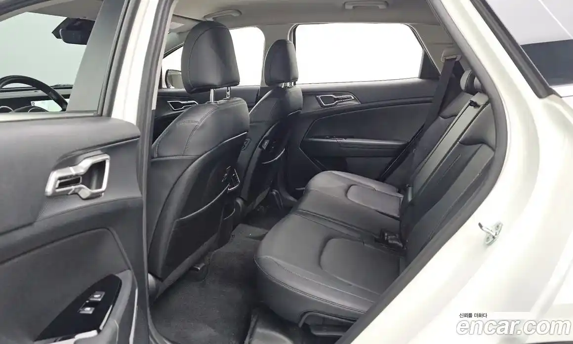 Kia Sportage 2022 1.6 Автомат в Москве № 1002767, фото 13