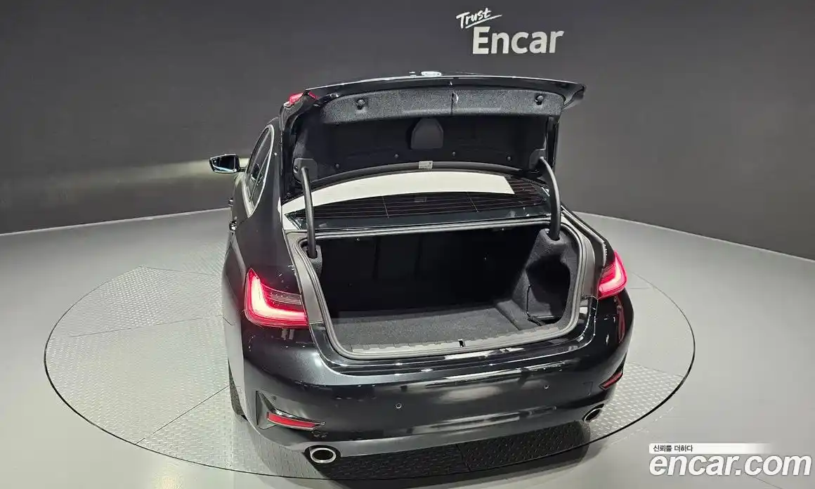 BMW 3-Series 2021 2.0 Автомат в Москве № 1004633, фото 20