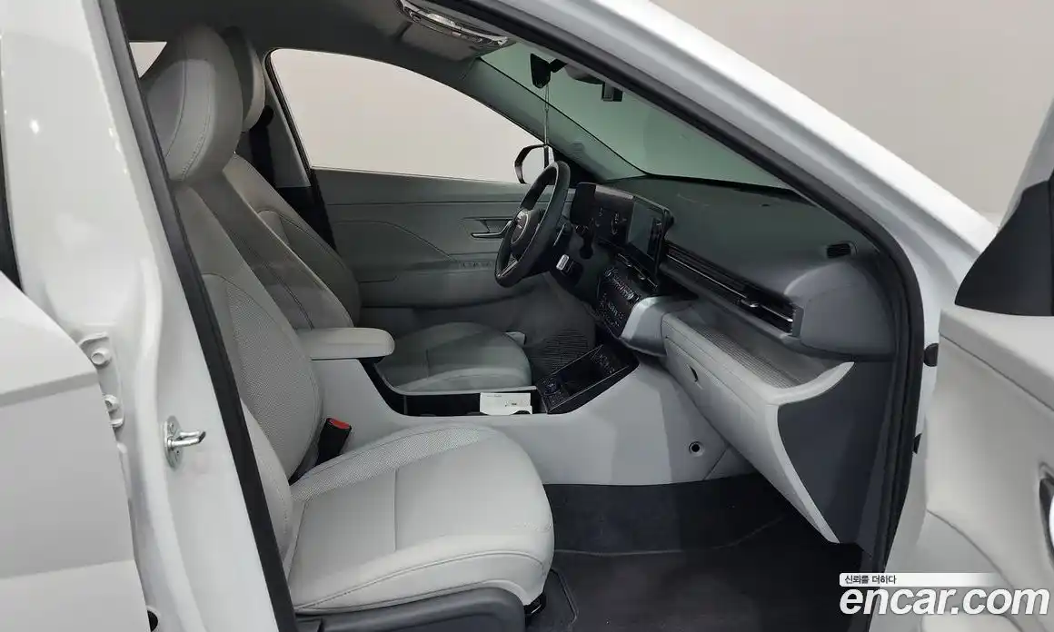 Hyundai Kona 2023 1.6 Автомат в Москве № 1007552, фото 11