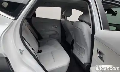 Hyundai Kona 2023 1.6 Автомат в Москве № 1007552, миниатюра 12